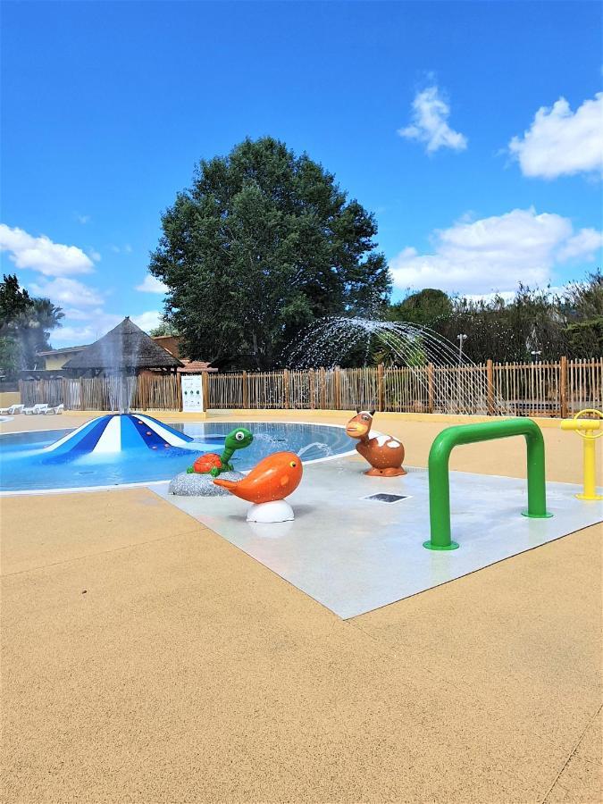 梅兹 Camping Beau Rivage酒店 外观 照片